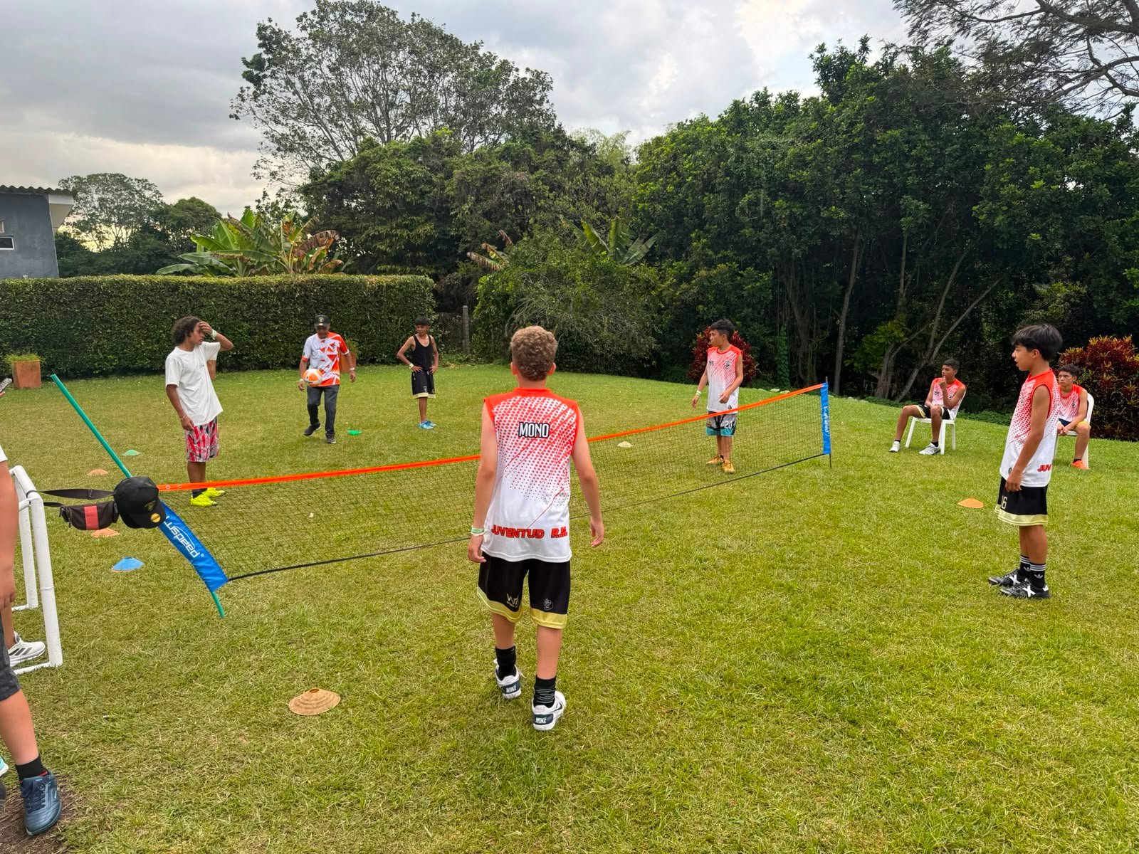 Sesión de entrenamiento de Club Juventud RM